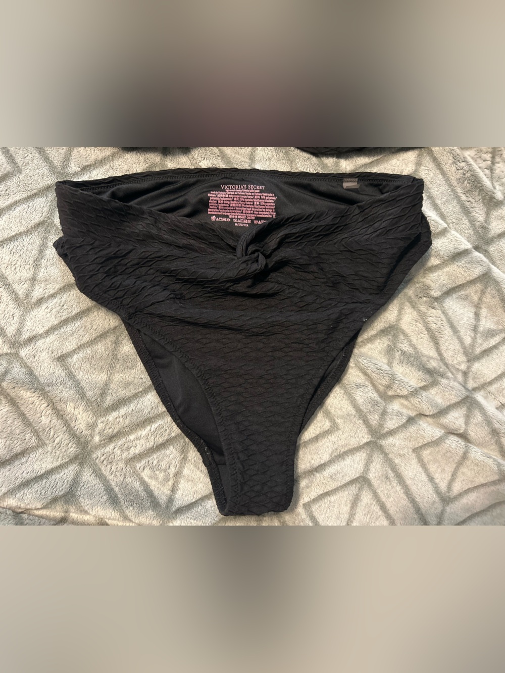 VS high-waist cheeky bottoms